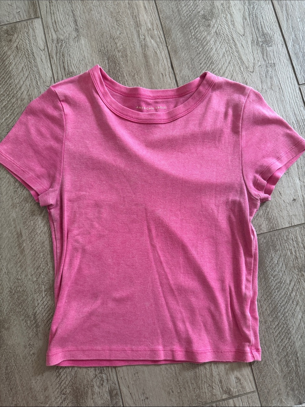 American Eagle Outfitters Pink Short Sleeve Crew Tee
